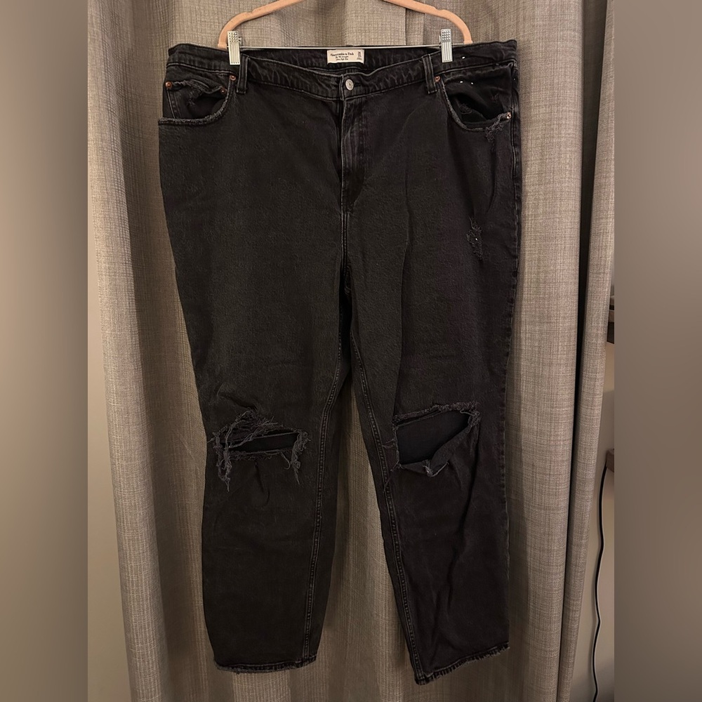 Abercrombie & Fitch Black Distressed Jeans